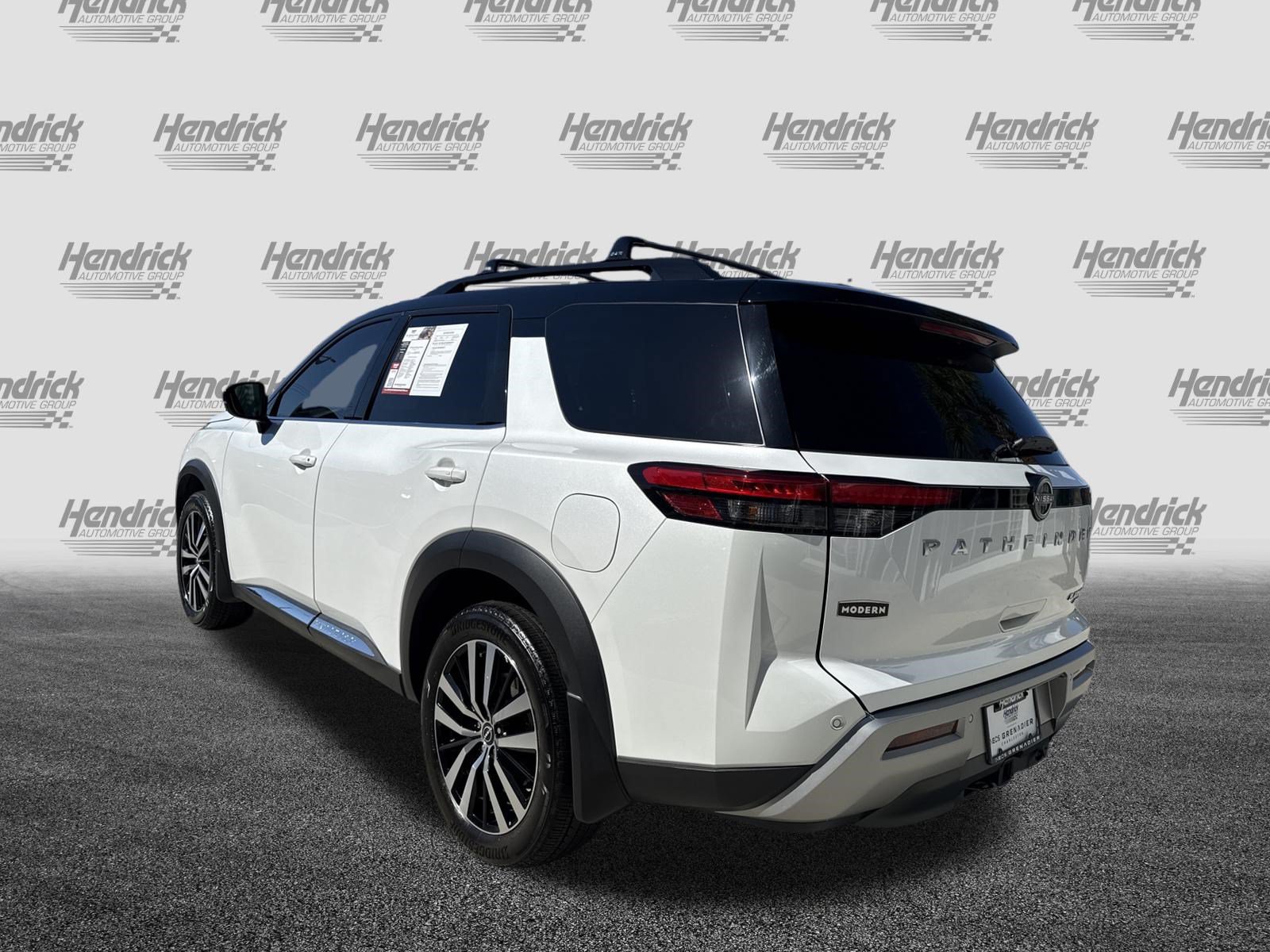 Used 2025 Nissan Pathfinder Platinum w/ Cargo Package AWD/4WD image 8