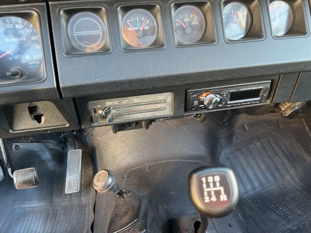 Used 1993 Jeep Wrangler S AWD/4WD image 14