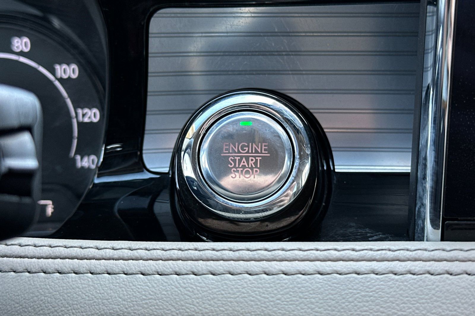 Used 2022 Lincoln Corsair FWD image 21
