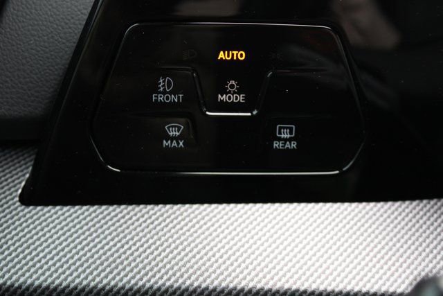 New 2026 Volkswagen GTI SE image 17