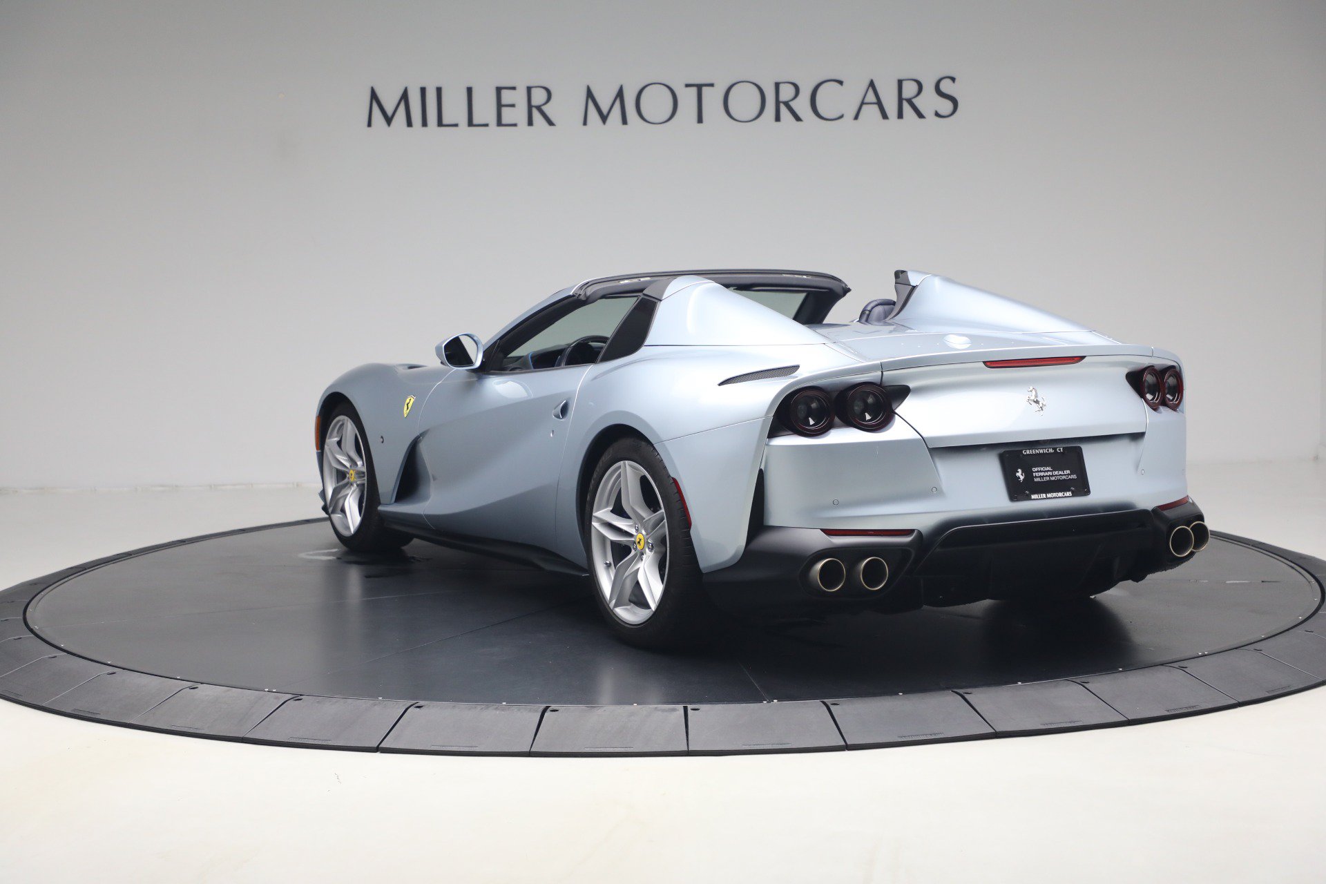 Certified 2022 Ferrari 812 GTS RWD image 5