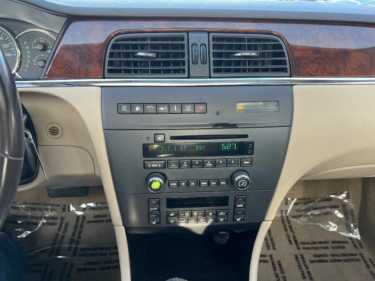 Used 2009 Buick LaCrosse CX image 34