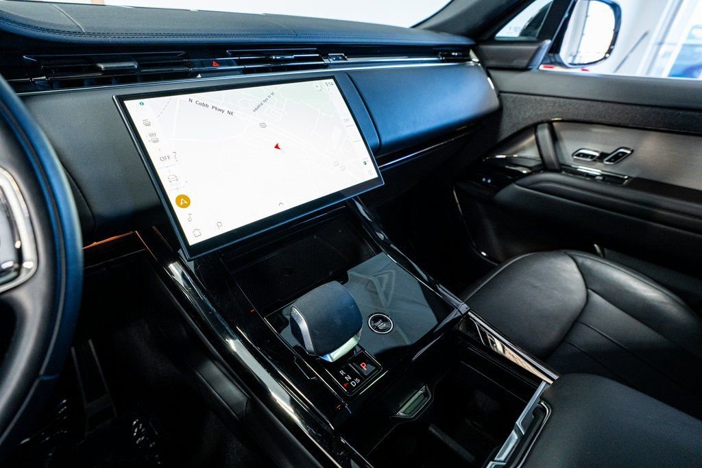 Used 2024 Land Rover Range Rover Sport Dynamic SE image 48