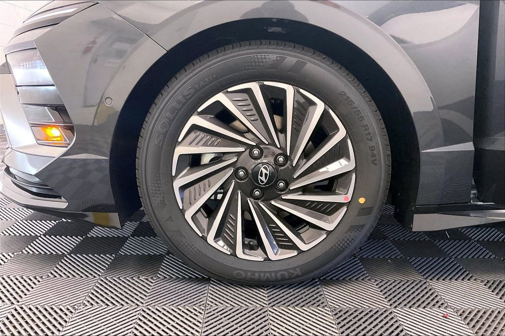 New 2026 Hyundai Sonata Limited image 12