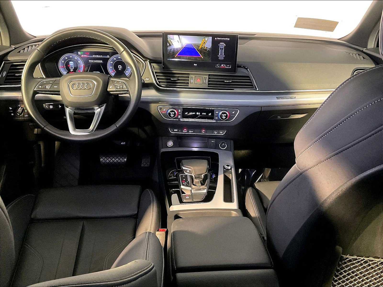 Used 2025 Audi Q5 2.0T Premium w/ Convenience Plus Package AWD/4WD image 14