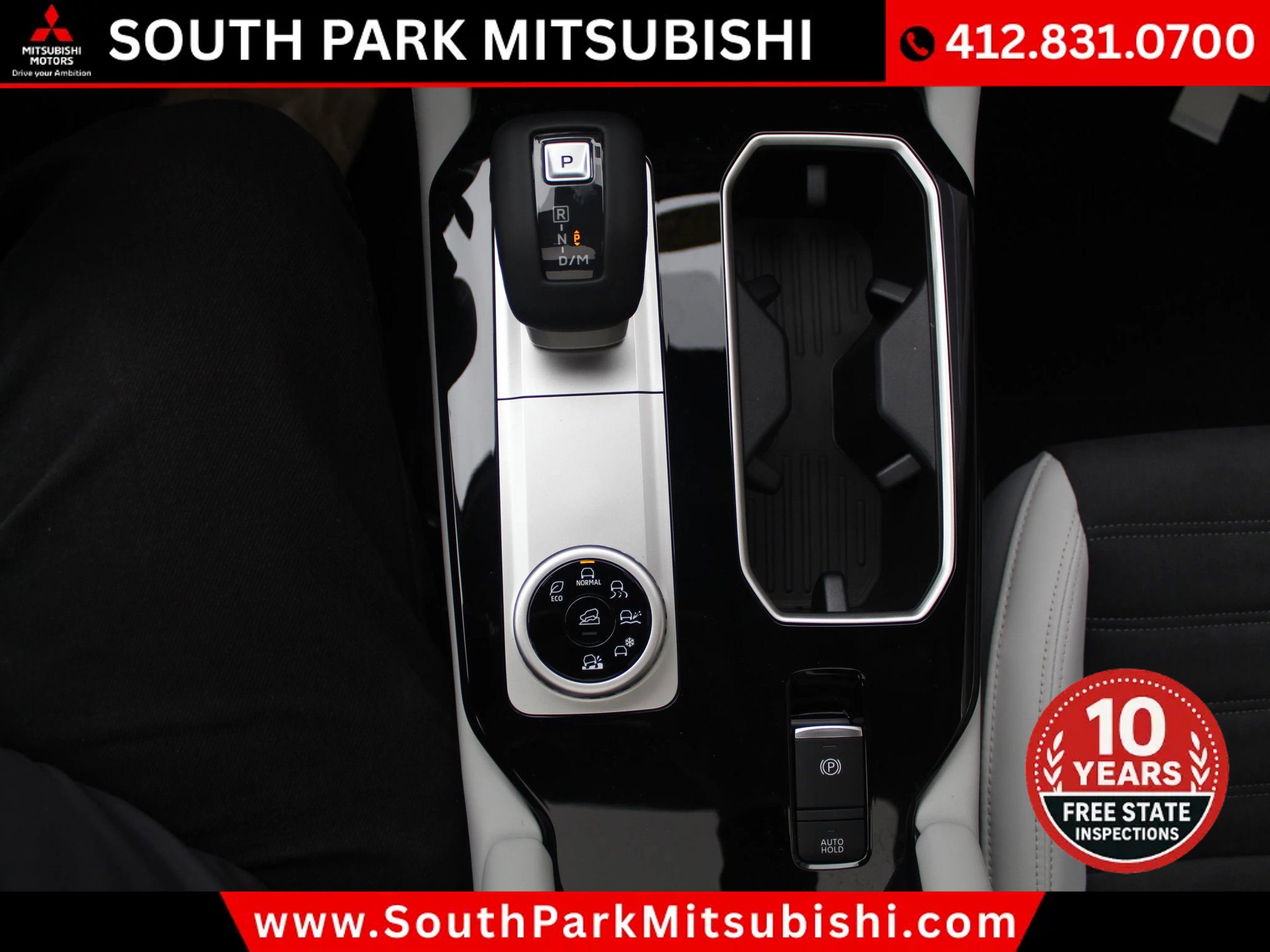 New 2025 Mitsubishi Outlander SE image 29