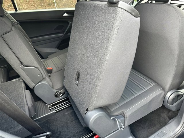 Used 2024 Volkswagen Tiguan S image 31