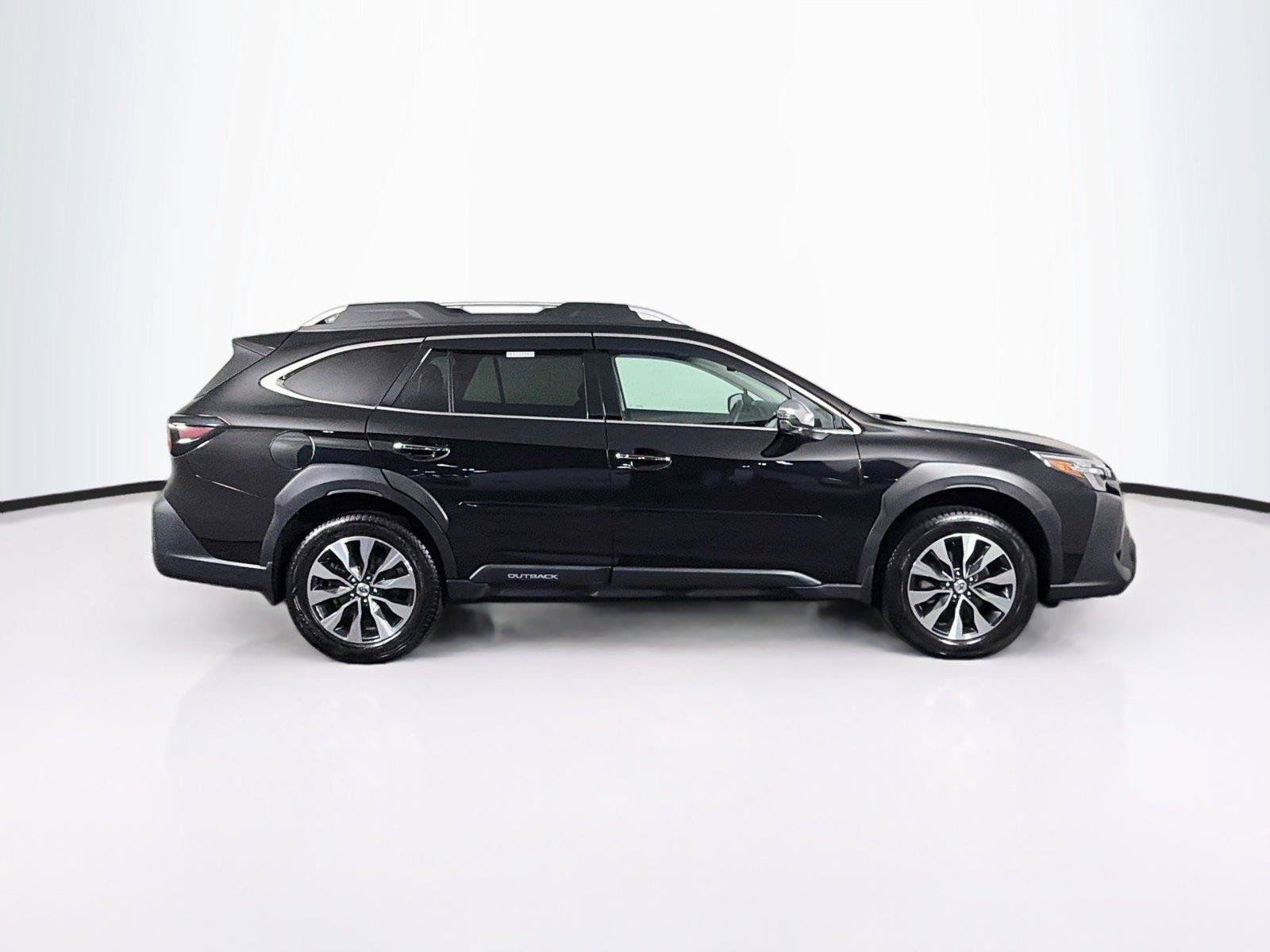 Used 2024 Subaru Outback Touring XT w/ Popular Package #2 AWD/4WD image 12
