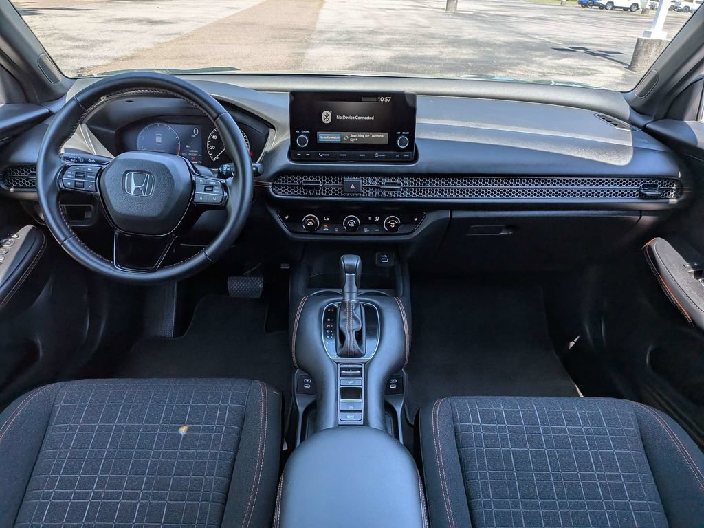 Used 2025 Honda HR-V Sport video 2