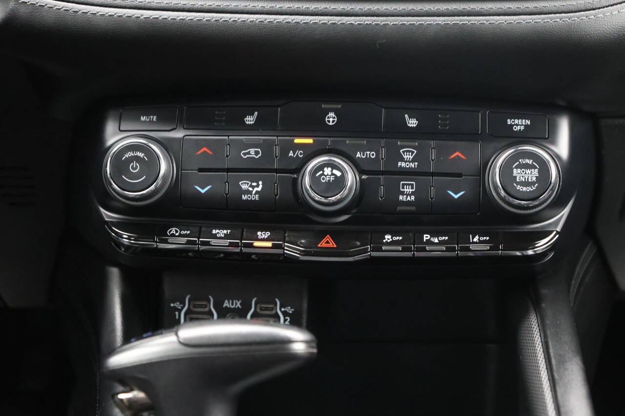 Used 2022 Dodge Durango GT AWD/4WD image 21