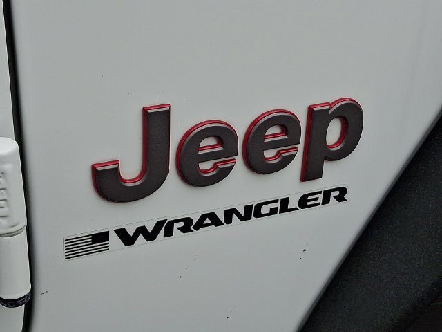 Used 2023 Jeep Wrangler Unlimited Rubicon w/ LED Lighting Group AWD/4WD image 31
