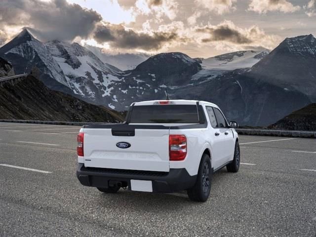 New 2025 Ford Maverick XLT w/ XLT Luxury Package FWD image 8