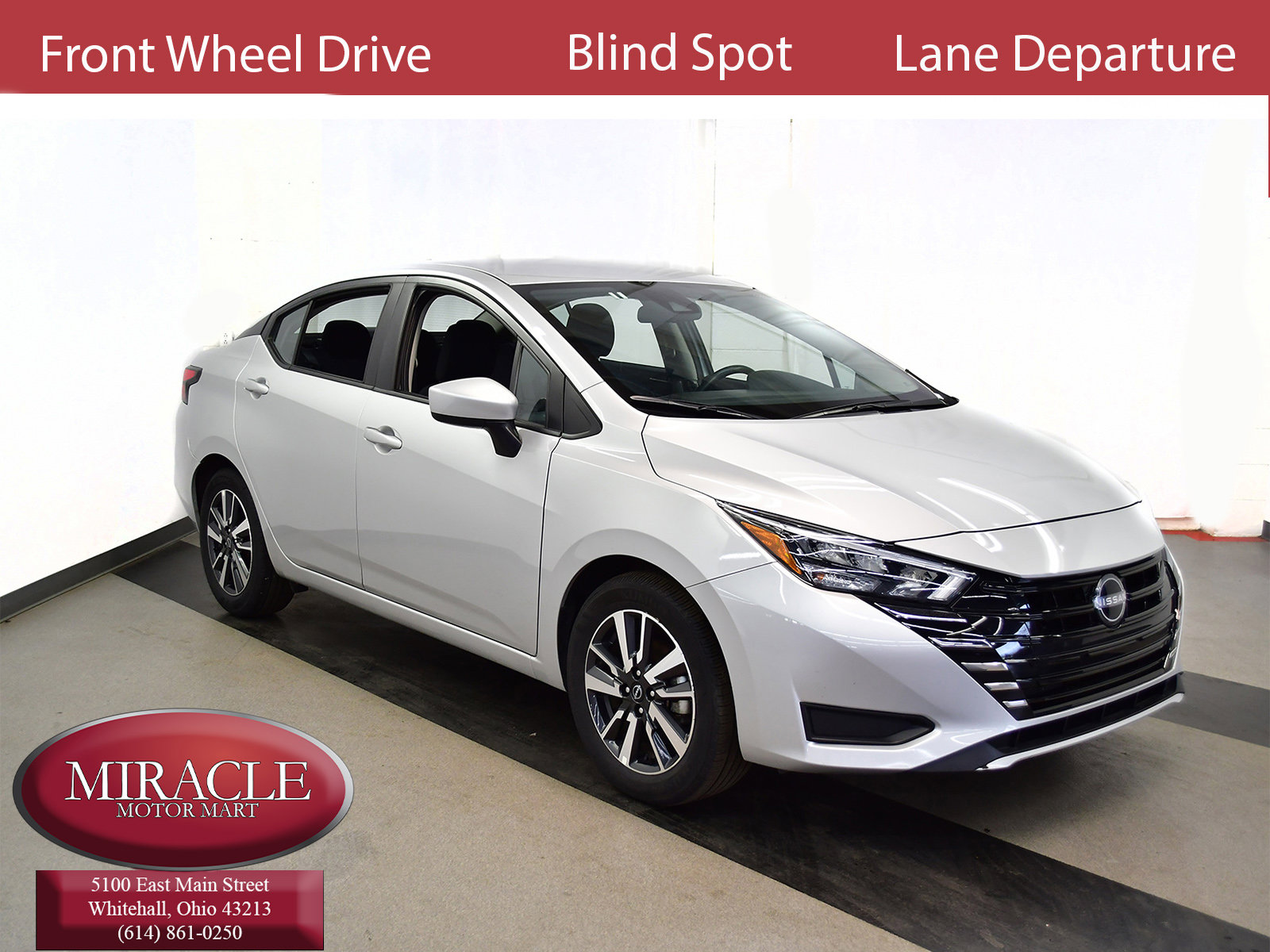 Used 2025 Nissan Versa SV image 1