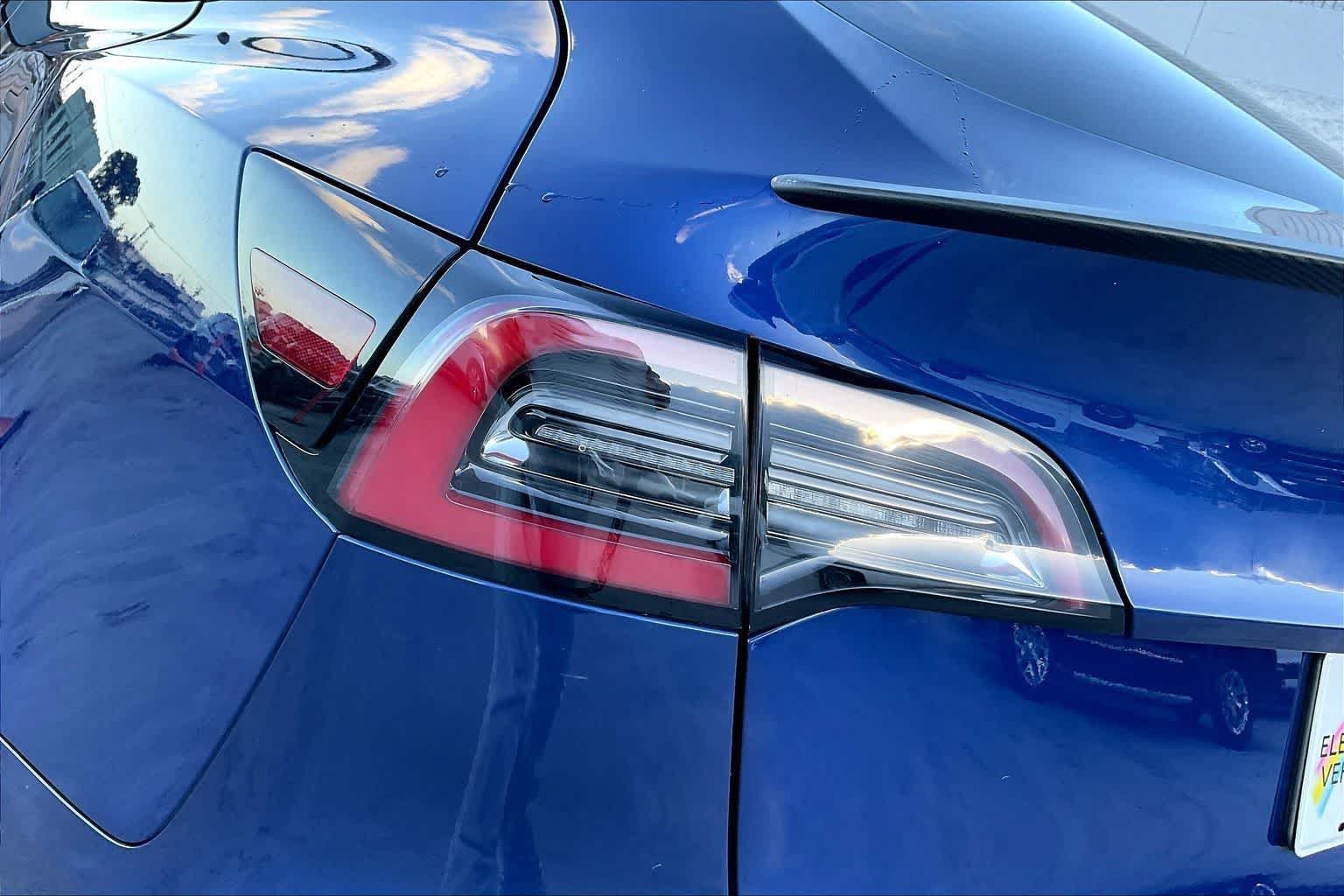 Used 2020 Tesla Model Y Performance AWD/4WD image 32