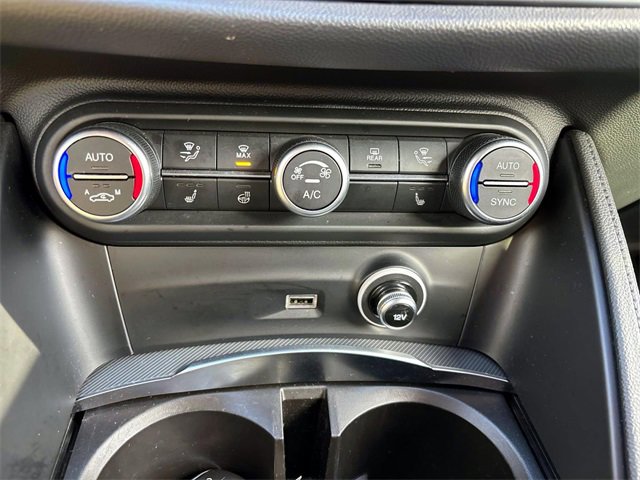 Used 2024 Alfa Romeo Stelvio Veloce image 27