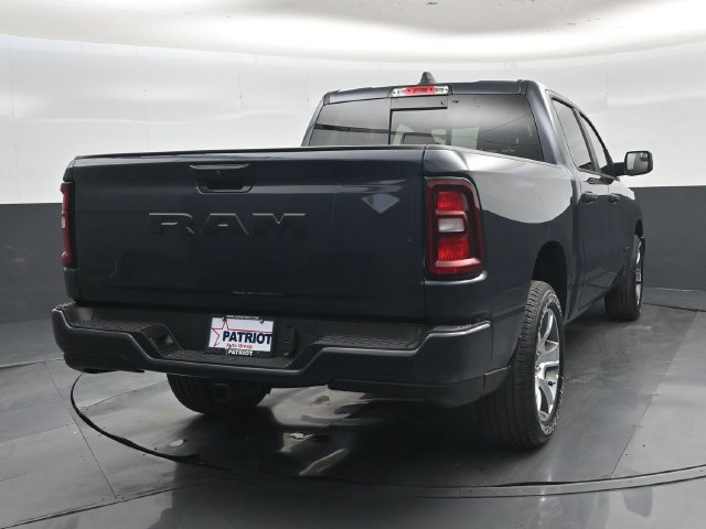 New 2027 RAM 1500 Express RWD image 2