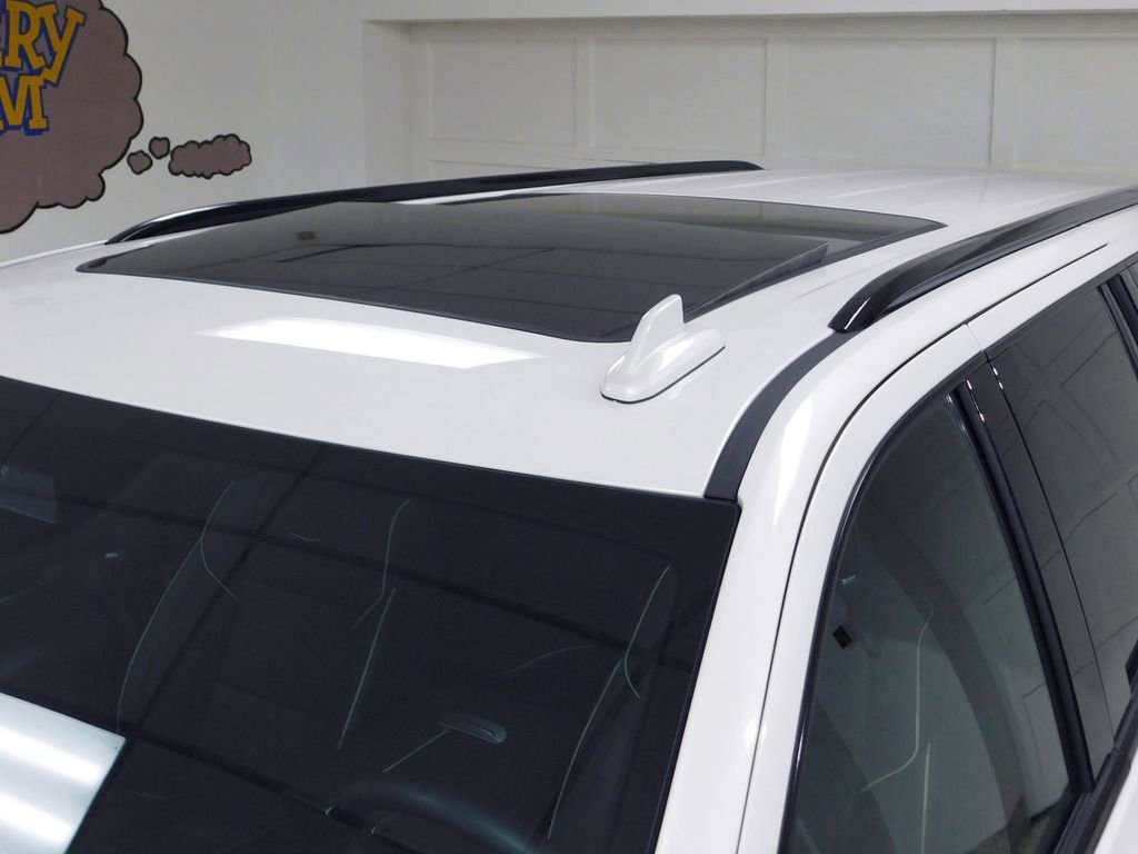 Used 2024 Cadillac Escalade ESV Sport w/ LPO, ONYX Package image 20