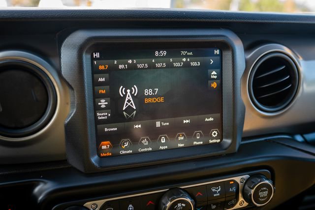 Used 2021 Jeep Wrangler Sport S image 7