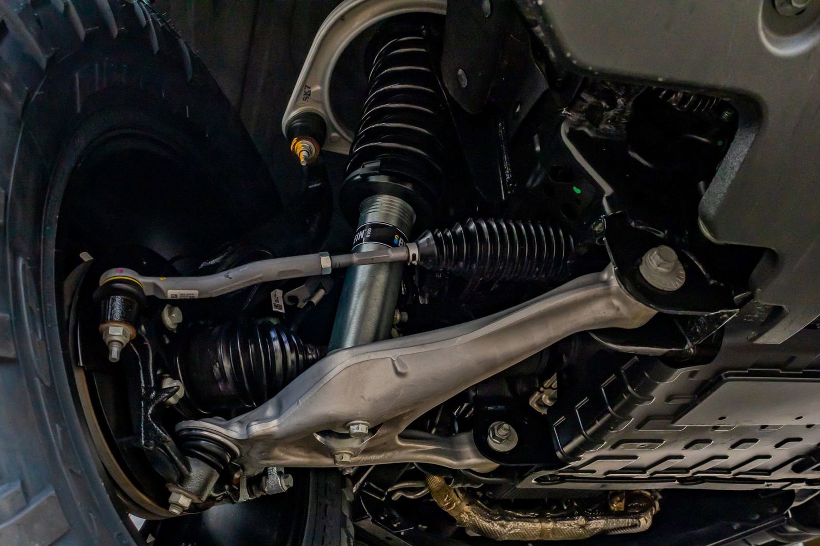 Used 2025 Ford Bronco Outer Banks image 14