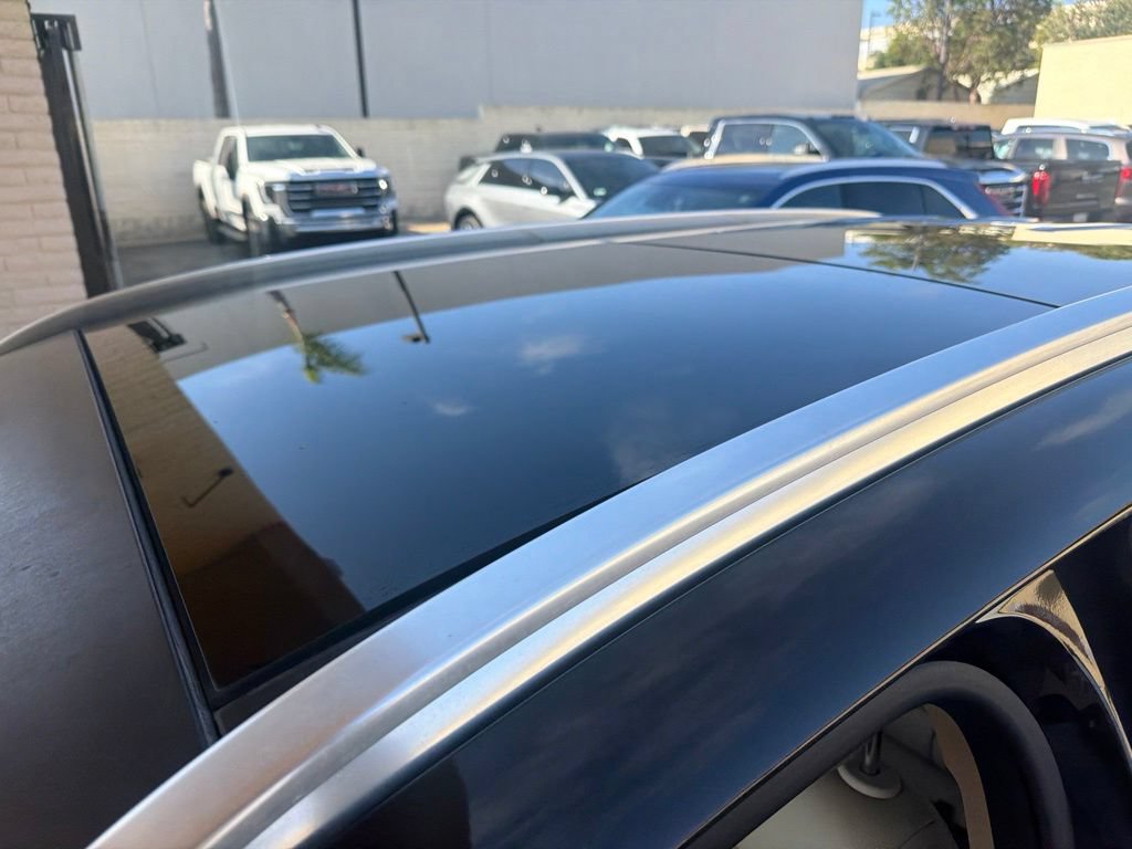 Used 2019 Mercedes-Benz GLC 350e 4MATIC image 10