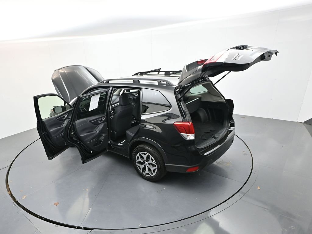 Used 2024 Subaru Forester Premium image 34