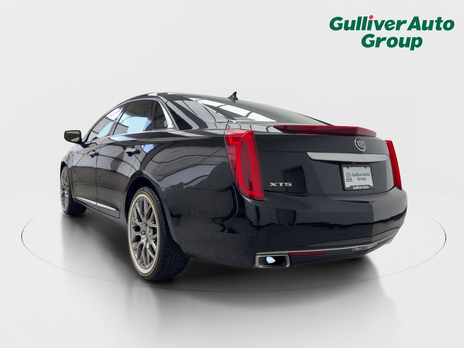 Used 2013 Cadillac XTS Premium FWD image 5