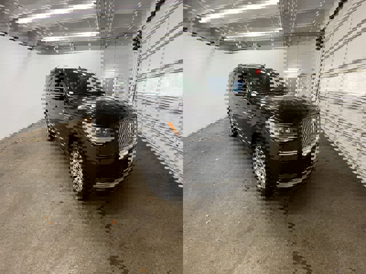 Used 2024 Lincoln Navigator L Premiere image 8