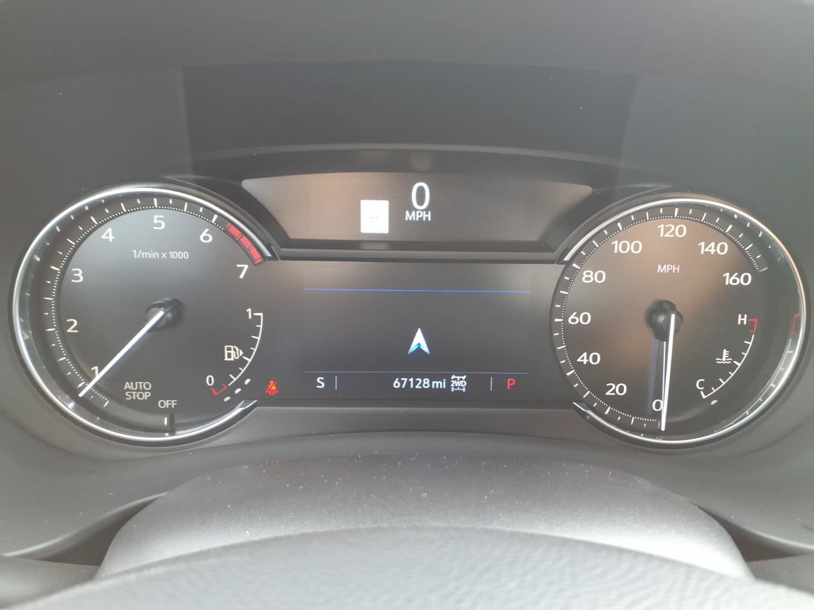 Used 2021 Cadillac XT4 Premium Luxury AWD/4WD image 14
