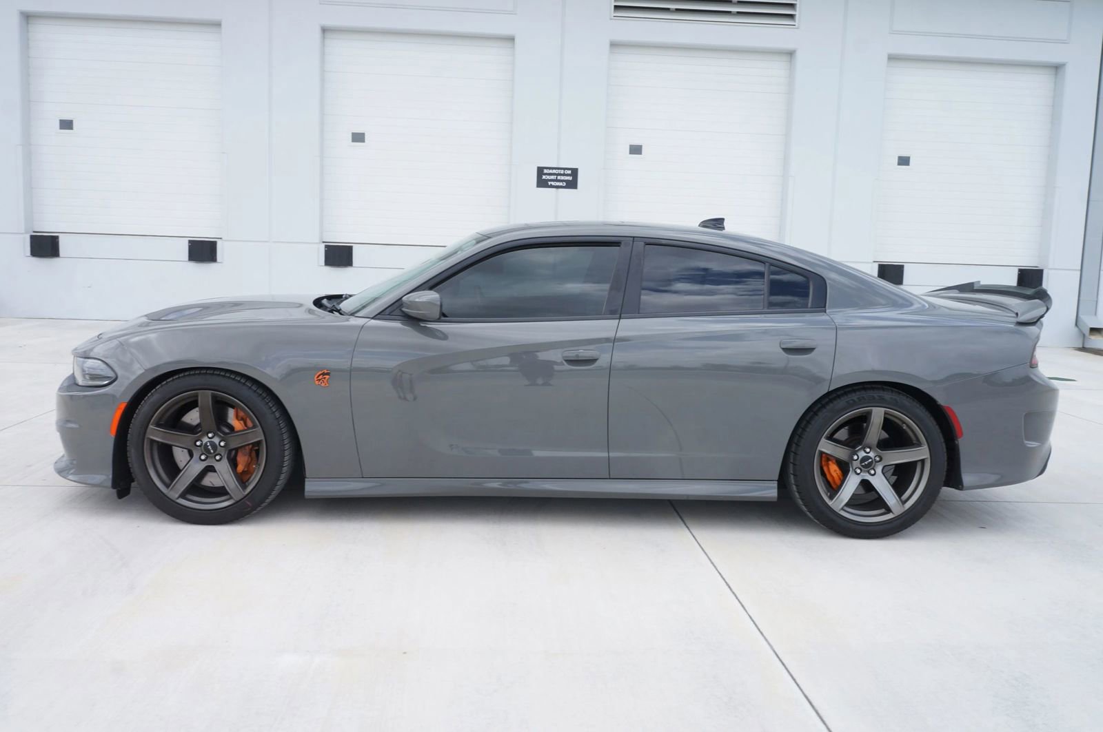 Used 2019 Dodge Charger SRT Hellcat w/ Harman/Kardon Audio Group RWD image 4