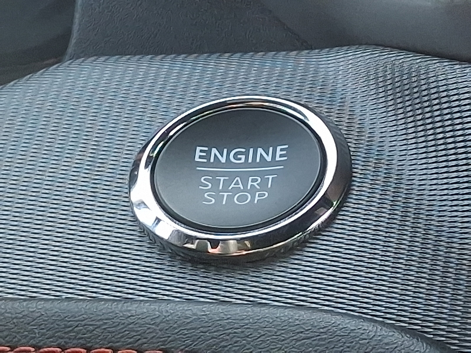 Used 2025 Ford Explorer ST image 21