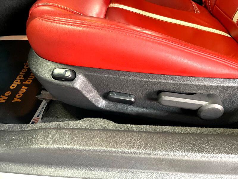 Used 2013 Ford Mustang GT Premium image 24