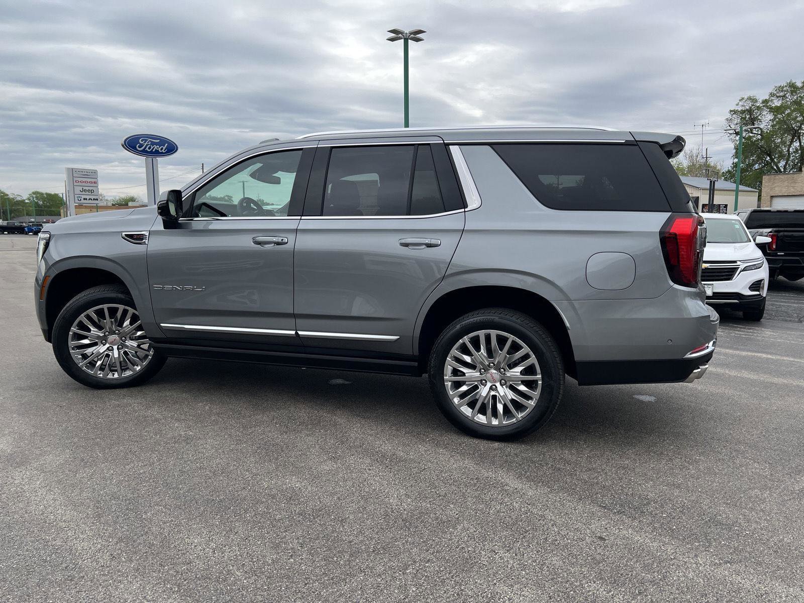 New 2026 GMC Yukon Denali AWD/4WD image 9