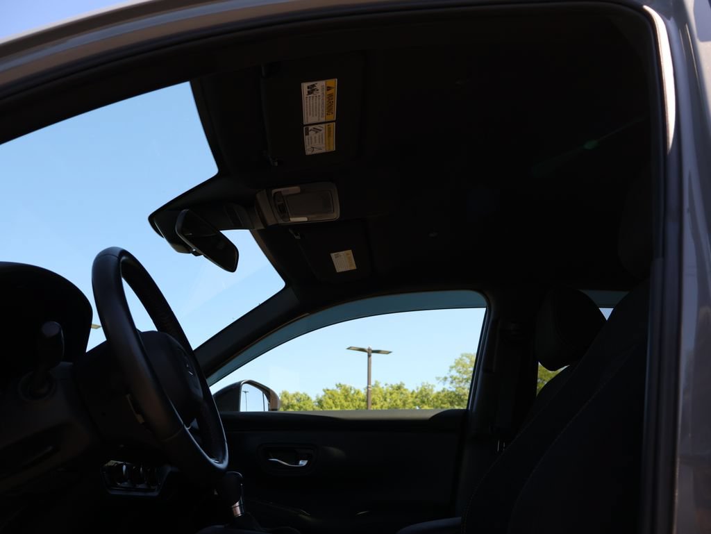 Certified 2024 Honda HR-V Sport image 31