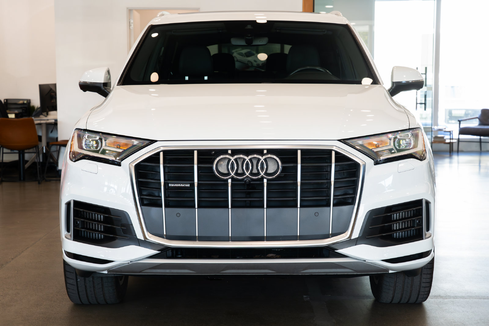 Used 2021 Audi Q7 3.0T Premium AWD/4WD image 2