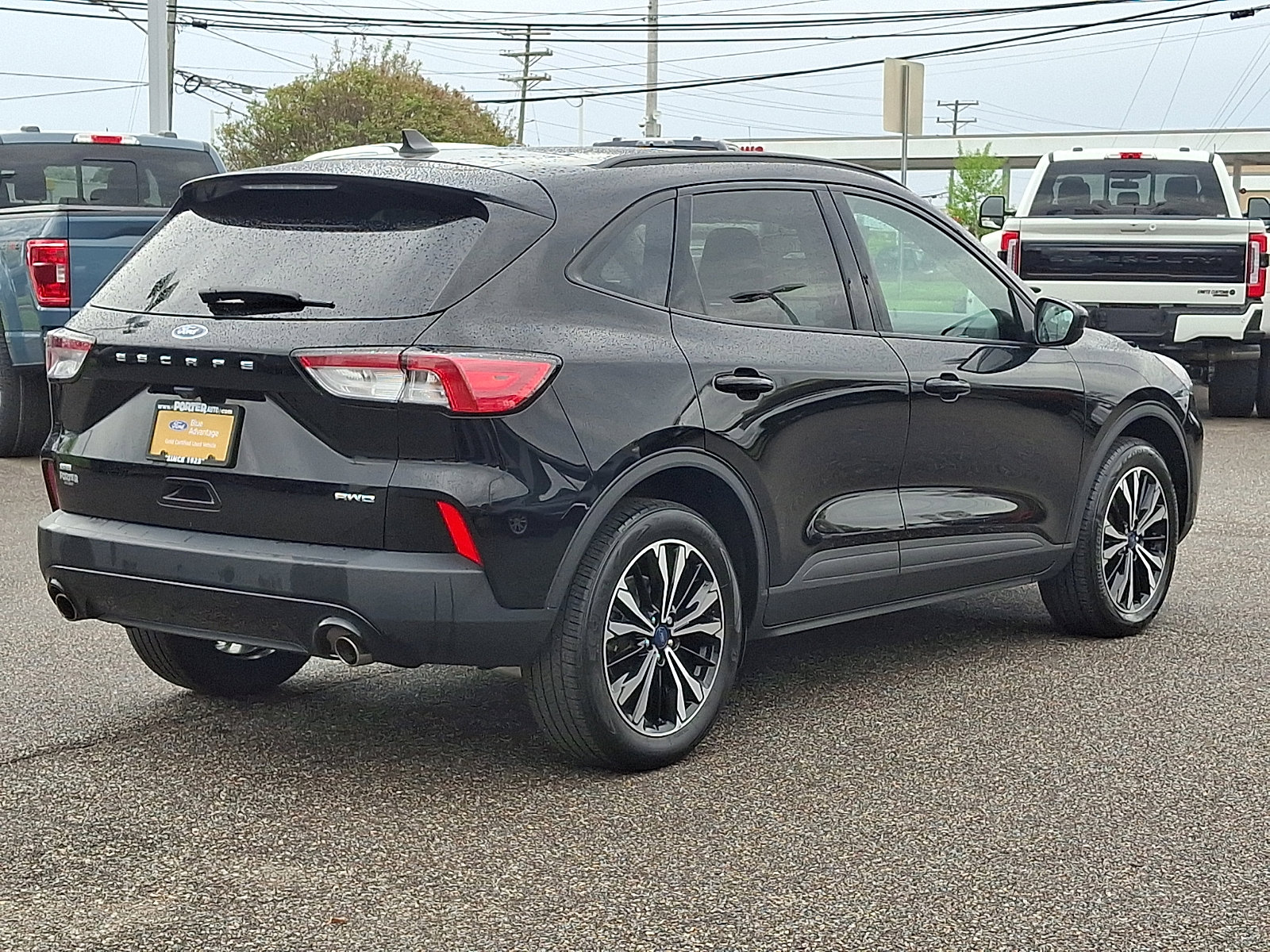 Certified 2022 Ford Escape SE w/ SE Sport Appearance Package AWD/4WD image 11