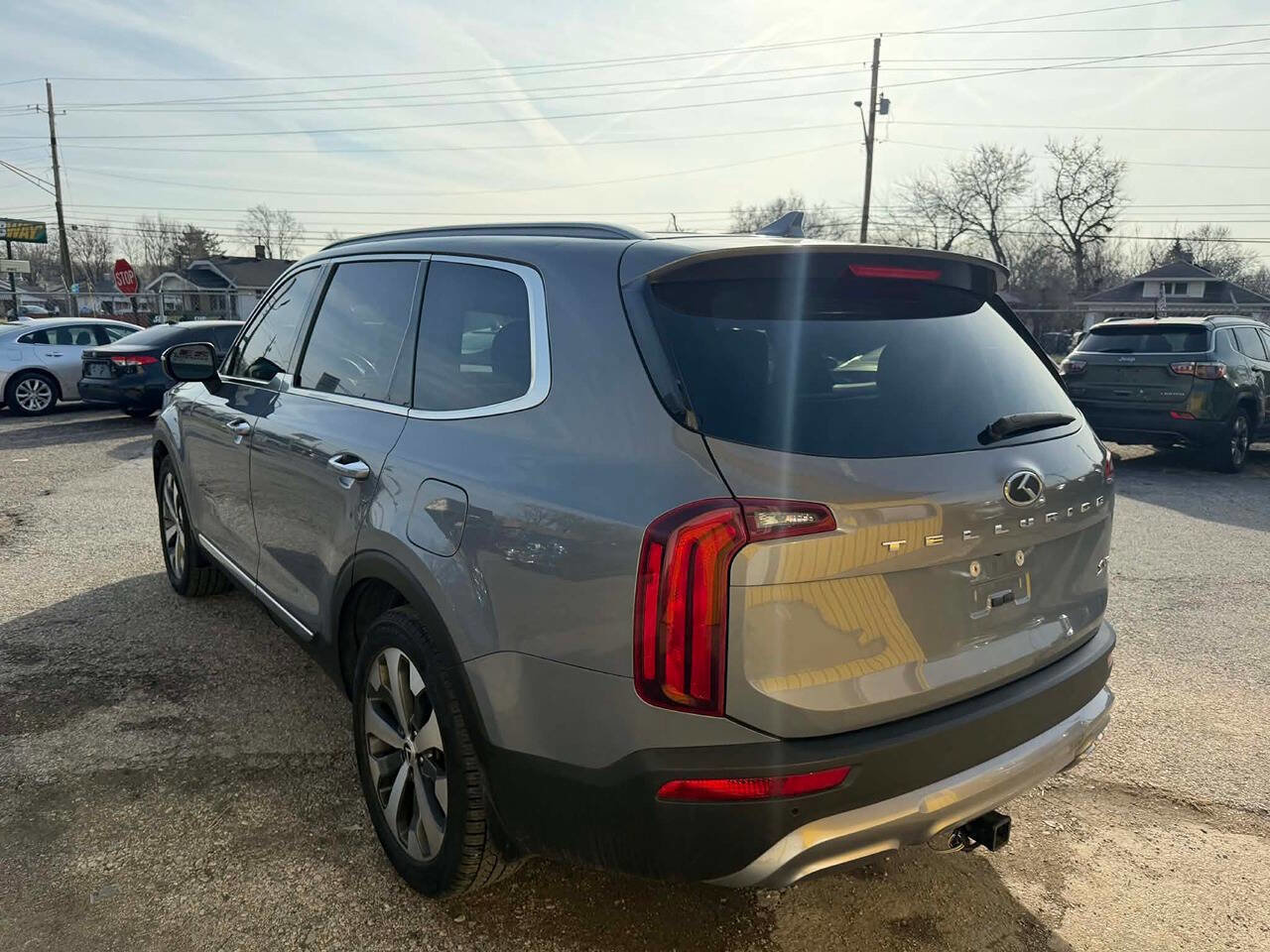 Used 2020 Kia Telluride S w/ S 8 Passenger Seating Package image 4