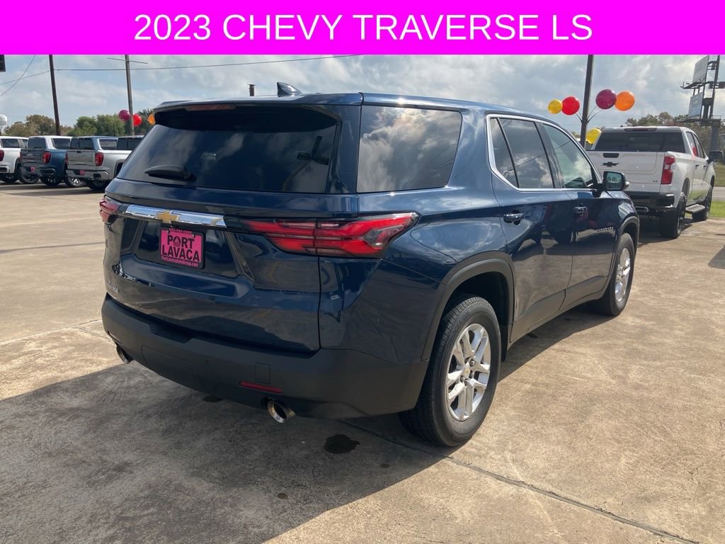 Used 2023 Chevrolet Traverse LS w/ Safety Package image 7