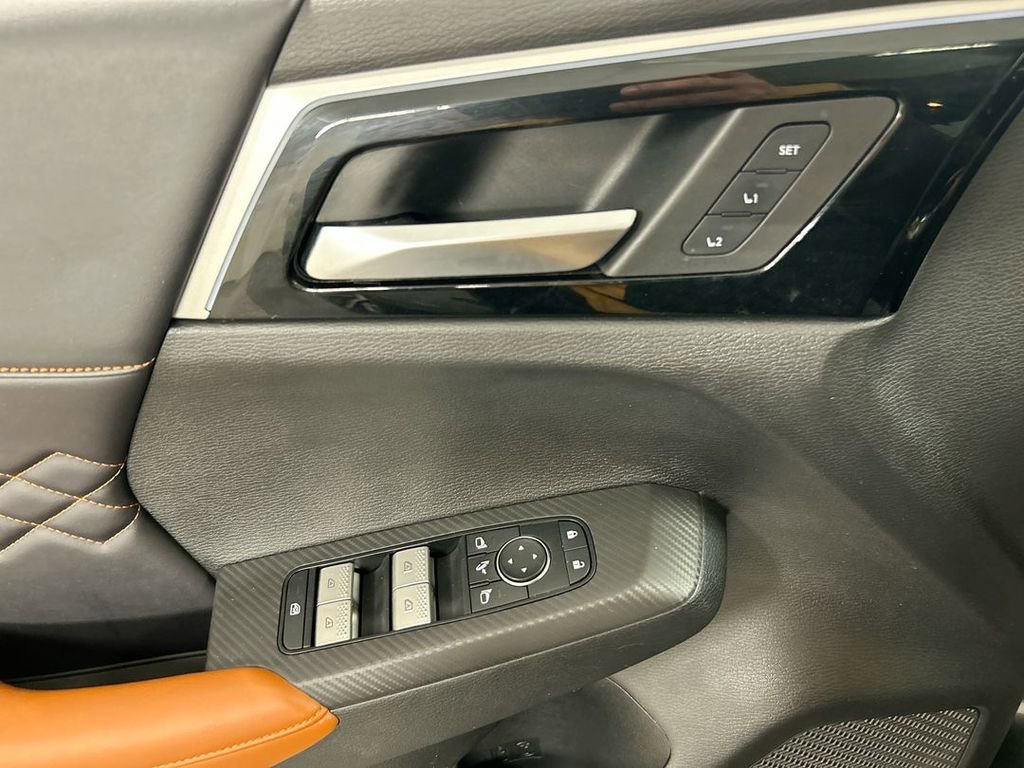 Used 2023 Mitsubishi Outlander SEL 40th Anniversary image 11