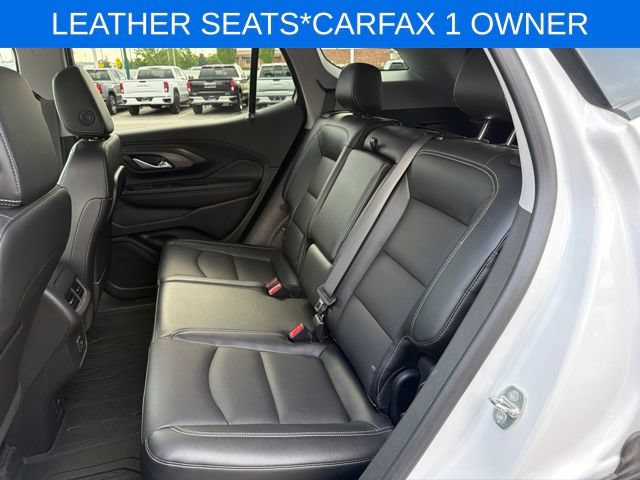 Used 2023 GMC Terrain SLT w/ Tech Package FWD image 17