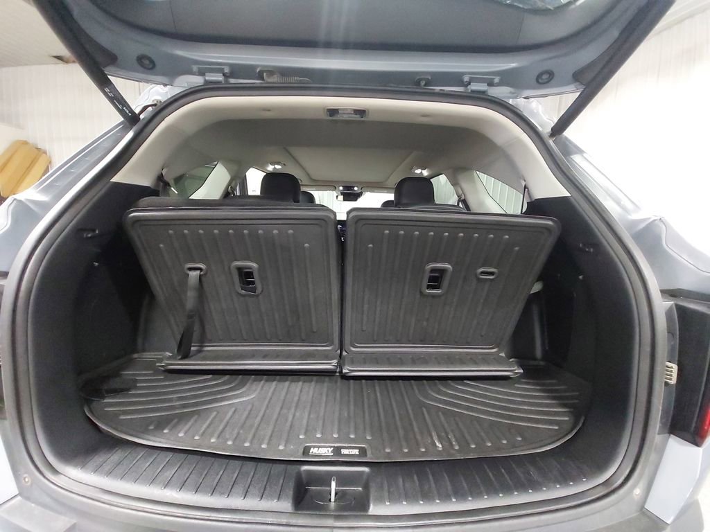 Used 2023 Kia Sorento X-Line EX image 13