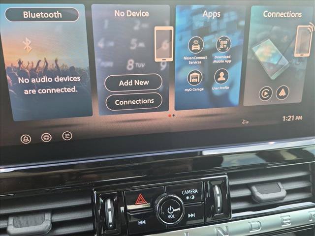 New 2026 Nissan Pathfinder Platinum FWD image 11