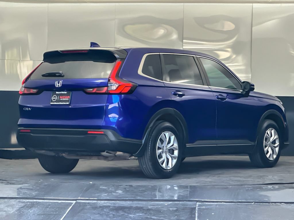Used 2024 Honda CR-V LX image 3