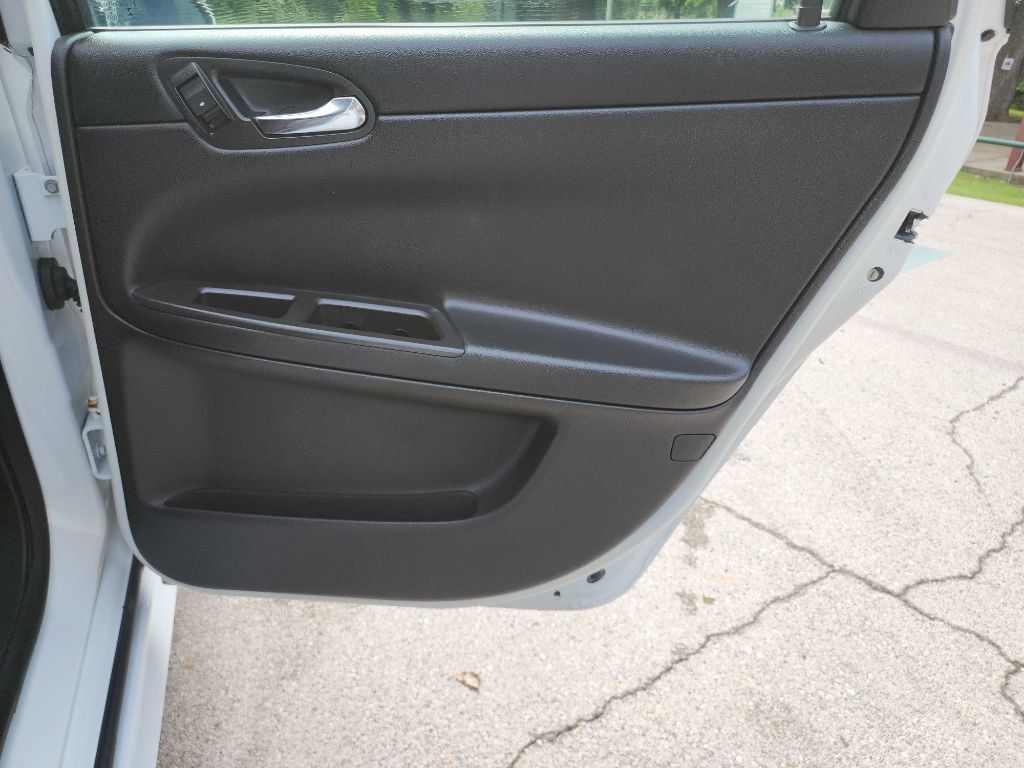 Used 2014 Chevrolet Impala Limited LS FWD image 22