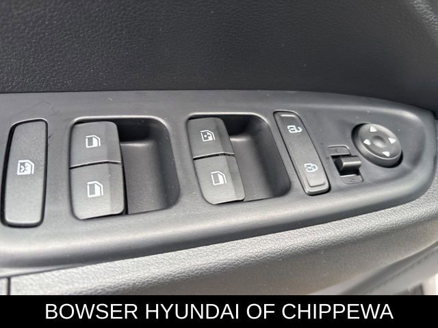 New 2026 Hyundai Venue SEL image 9