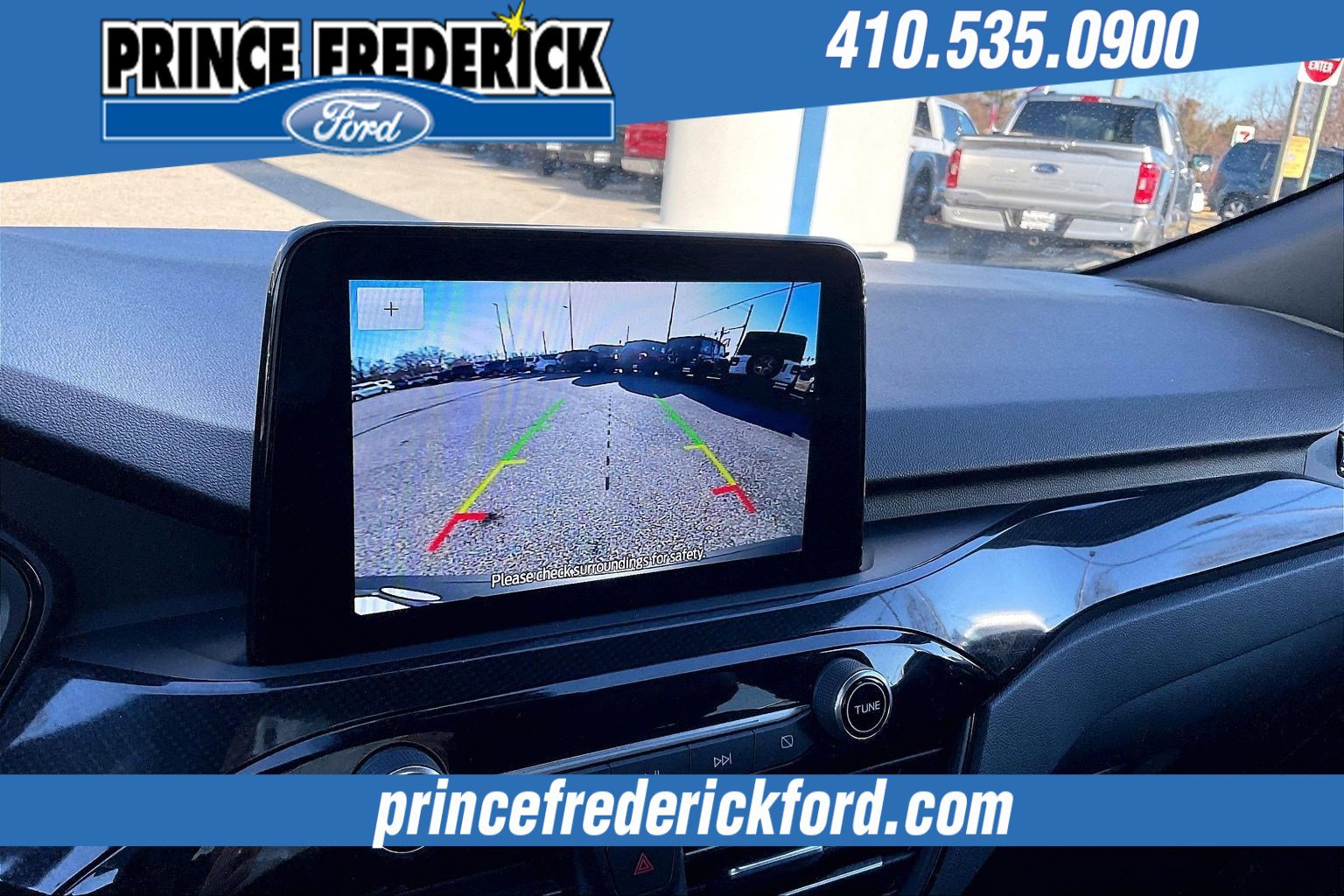 Used 2025 Ford Escape ST-Line image 19