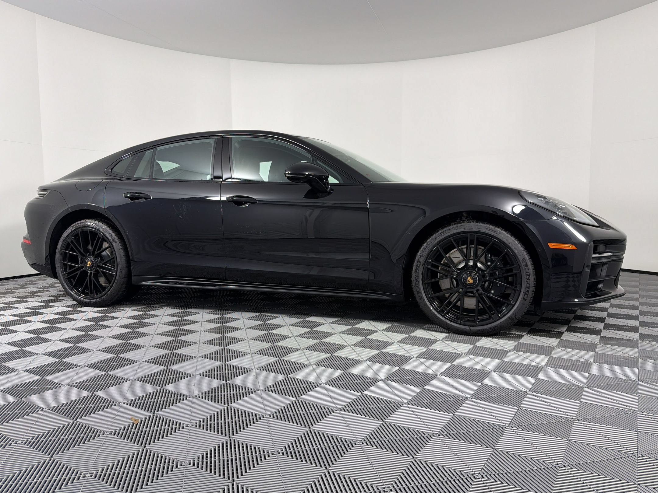 New 2026 Porsche Panamera GTS AWD/4WD image 8