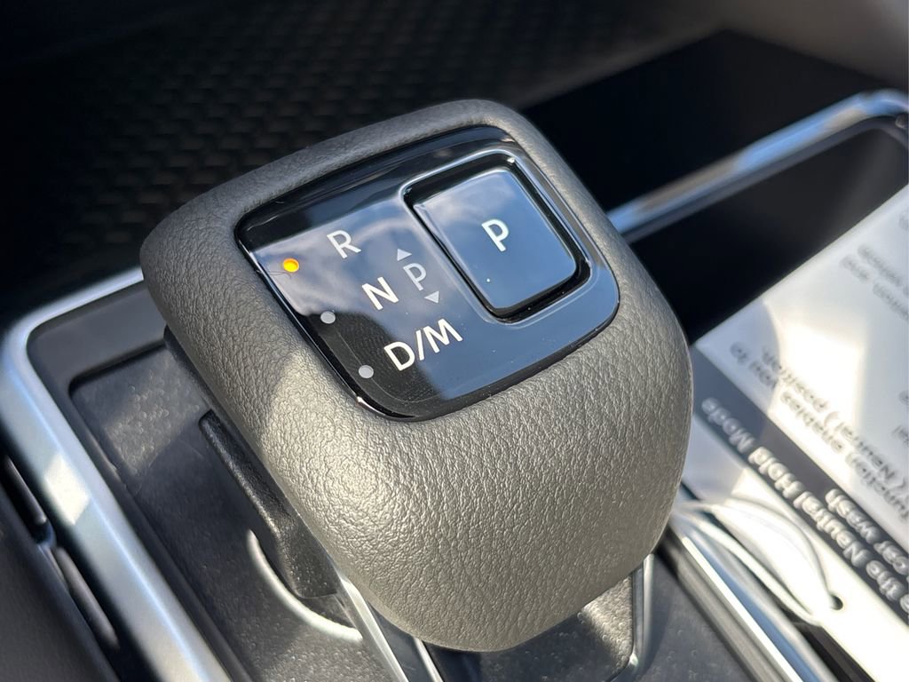 New 2025 Nissan Pathfinder SV w/ Black Appearance Package image 30