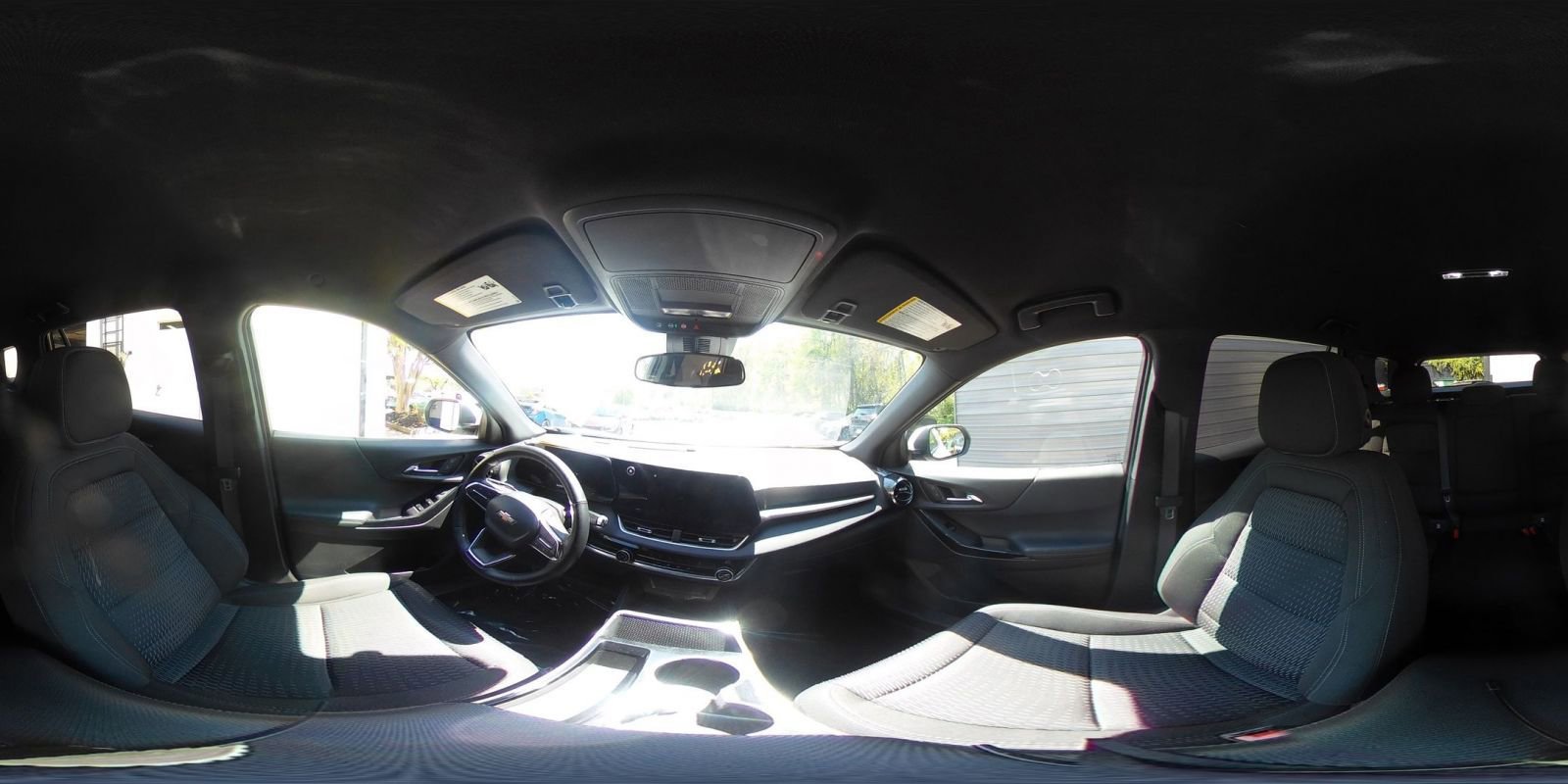 Used 2025 Chevrolet Equinox LT FWD image 37