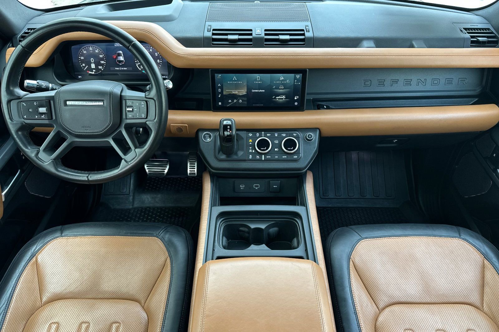 Used 2020 Land Rover Defender 110 X AWD/4WD image 16