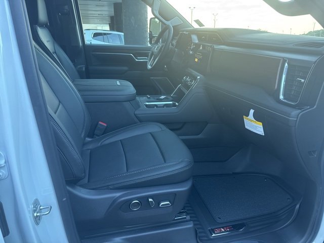 New 2025 GMC Sierra 2500 Denali w/ Denali Reserve Package image 11